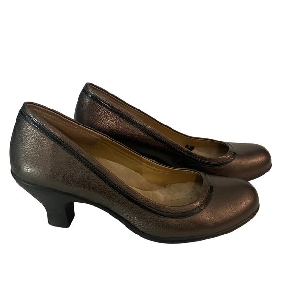 Softspots Women’s Metallic Brown Size 9.5 Shoes with 2” Heels - Picture 1 of 8